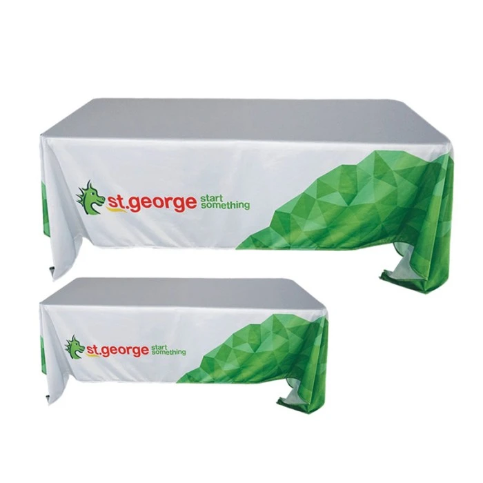 আলগা টেবিল ক্লথ